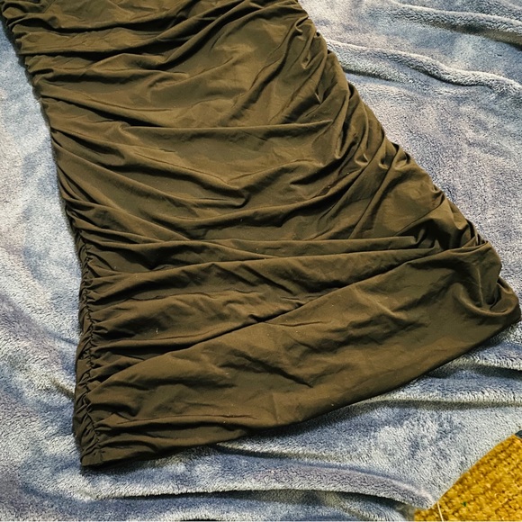 Princess Polly brynn black ruched mini dress halter 8 - Picture 3 of 5